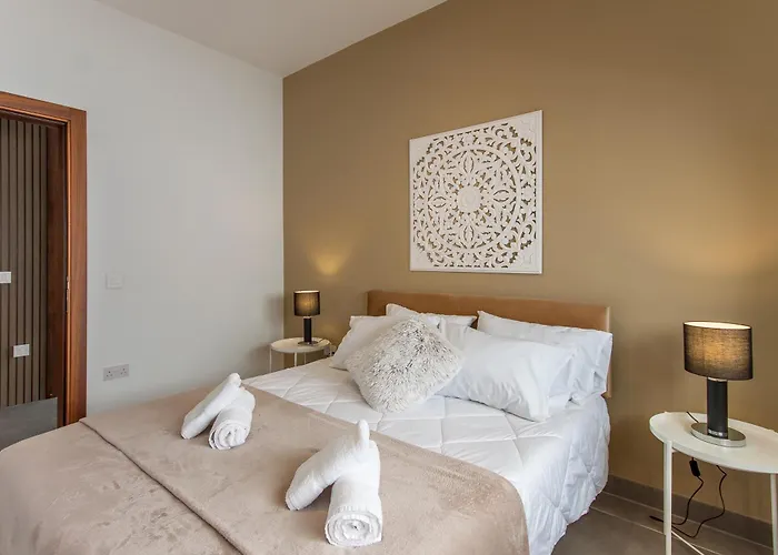 아파트 Exceptional Sunlit Bay - Happy