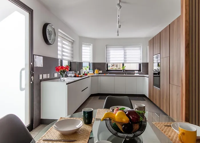 Exceptional Sunlit Bay - Happy * Marsaskala